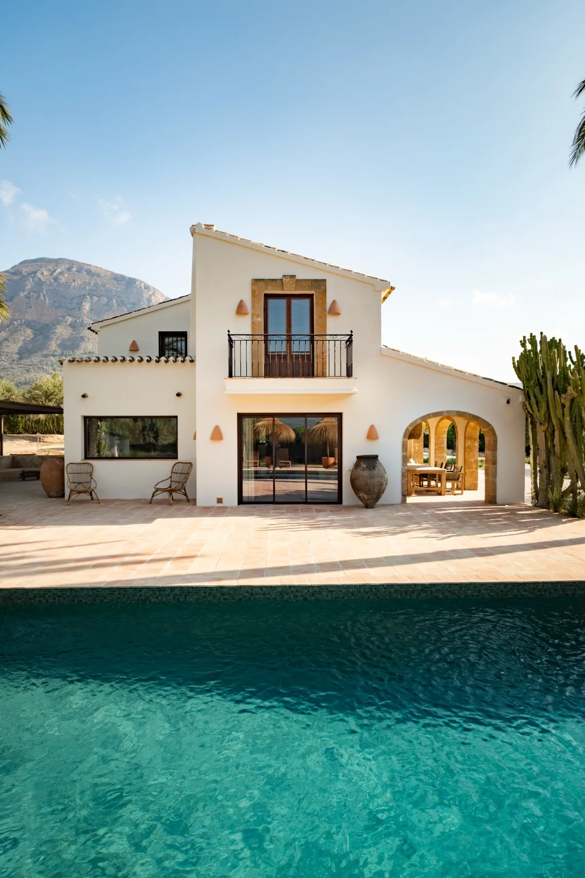 Casa Valls exterior with pool
